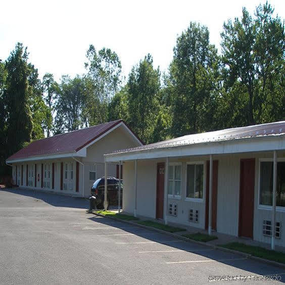 New Buffalo Red Carpet Inn Duncannon מראה חיצוני תמונה